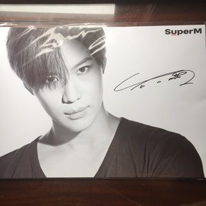 OFFICIAL SIGNED SUPERM TAEMIN POSTER